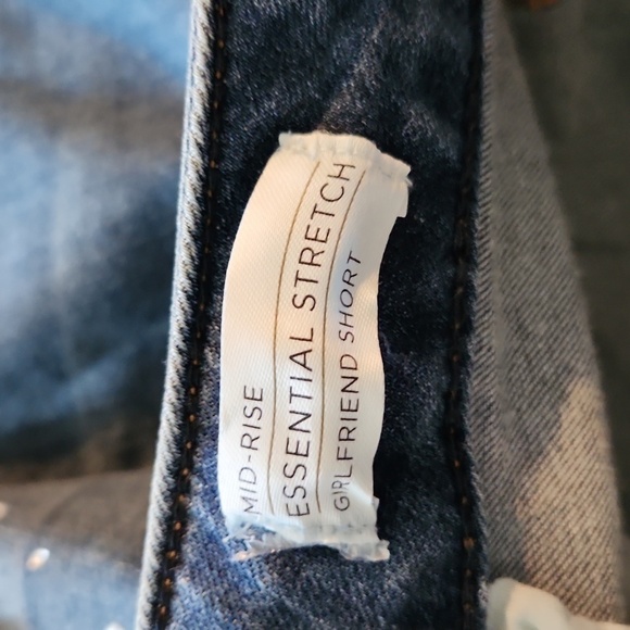 [Lane Bryant] Mid Rise Girlfriend Shorts - Size 26 - Picture 6 of 7